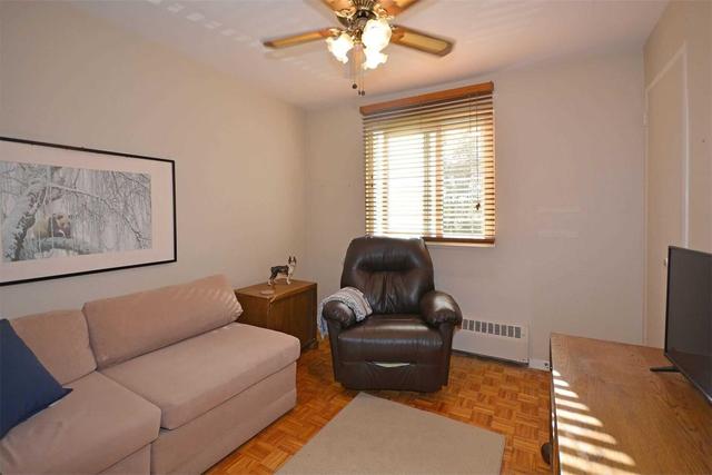106 - 800 Kennedy Rd, Condo with 3 bedrooms, 2 bathrooms and 1 parking in Toronto ON | Image 12