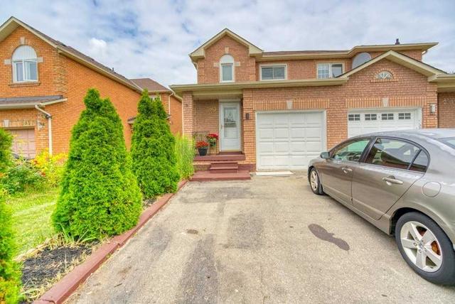 3913 Stoneham Way, House semidetached with 3 bedrooms, 3 bathrooms and 4 parking in Mississauga ON | Image 1