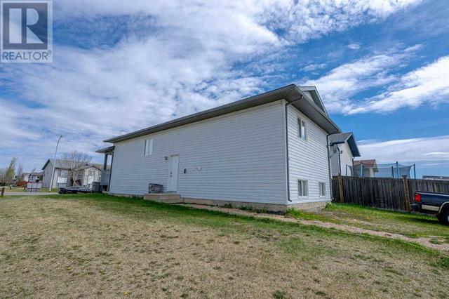 10361 Kateri Dr, House detached with 5 bedrooms, 2 bathrooms and 2 parking in Grande Prairie AB | Image 27