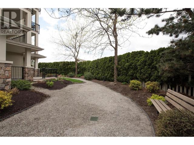 104 - 1350 Ridgeway Dr, Condo with 2 bedrooms, 2 bathrooms and 1 parking in Kelowna BC | Image 36