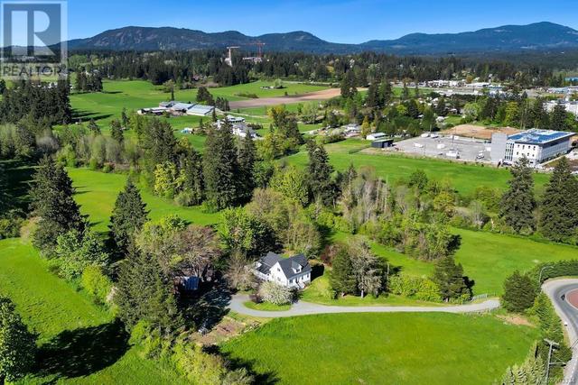 3095 Drinkwater Rd, House detached with 4 bedrooms, 3 bathrooms and 4 parking in North Cowichan BC | Image 1
