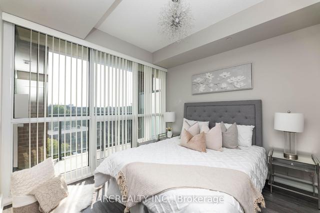 618 - 7608 Yonge St, Condo with 1 bedrooms, 1 bathrooms and 1 parking in Vaughan ON | Image 2
