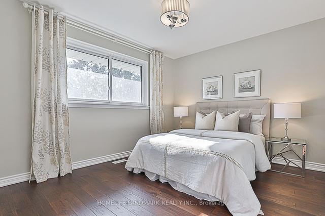 6 Willowgate Dr, House detached with 4 bedrooms, 2 bathrooms and 9 parking in Markham ON | Image 6