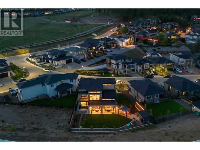 2759 Canyon Crest Dr, House detached with 4 bedrooms, 3 bathrooms and 4 parking in West Kelowna BC | Image 62