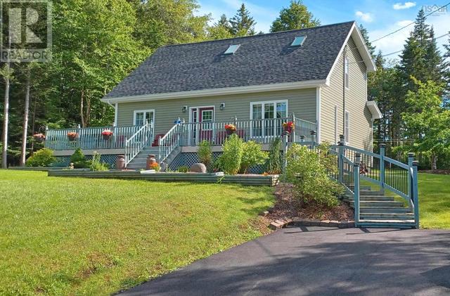 8 Kipawa Cres, House detached with 3 bedrooms, 2 bathrooms and null parking in Halifax NS | Image 2