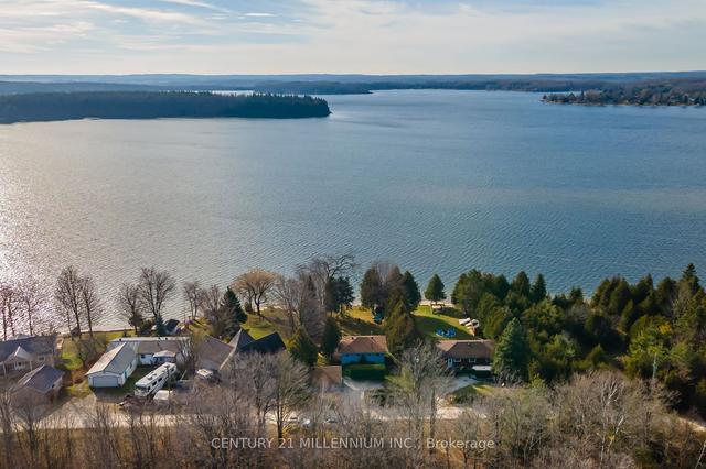 148 Lakeshore Blvd, House detached with 2 bedrooms, 2 bathrooms and 4 parking in Grey Highlands ON | Image 23