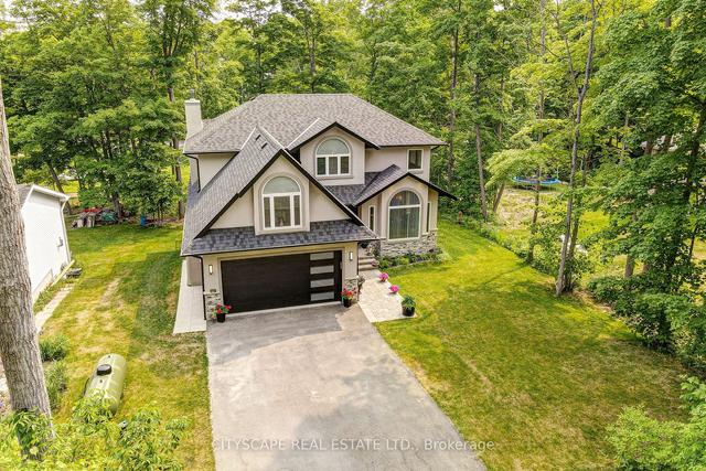 77 Polish Ave, House detached with 5 bedrooms, 4 bathrooms and 8 parking in Penetanguishene ON | Image 1