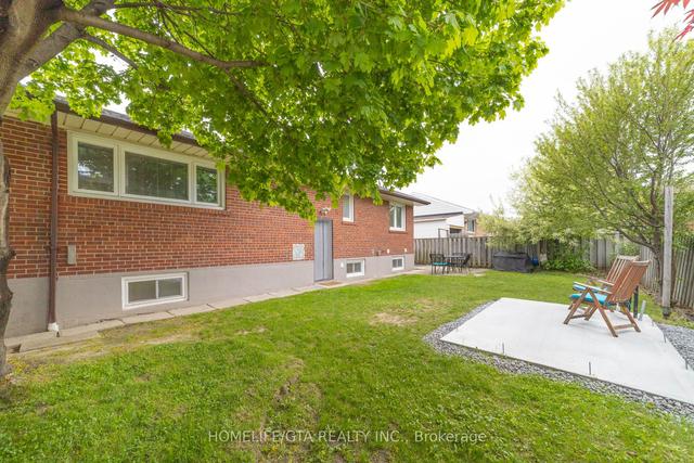 8 Laxford Ave, House detached with 3 bedrooms, 2 bathrooms and 2 parking in Toronto ON | Image 22