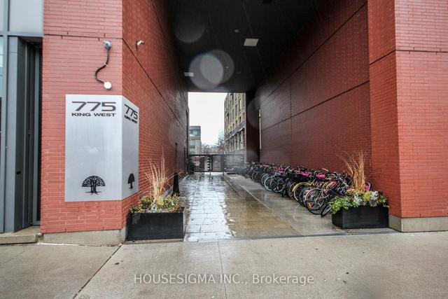 1203 - 78 Tecumseth St, Condo with 2 bedrooms, 2 bathrooms and 1 parking in Toronto ON | Image 35