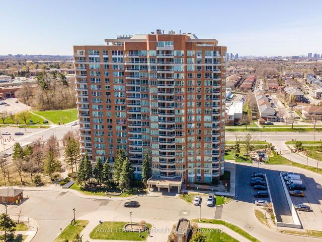 1906 - 400 Mclevin Ave, Condo with 2 bedrooms, 2 bathrooms and 1 parking in Toronto ON | Image 1
