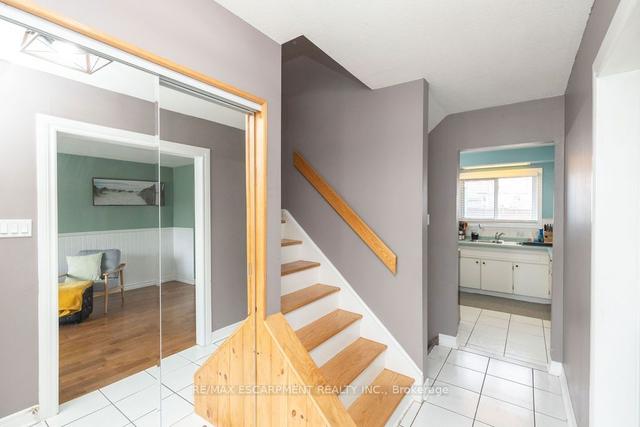 7 Hugo Crt, House semidetached with 3 bedrooms, 3 bathrooms and 3 parking in Hamilton ON | Image 36