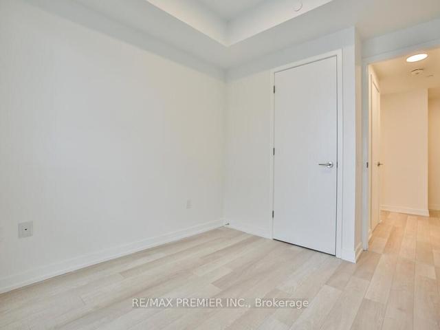 2909 - 39 Roehampton Ave, Condo with 3 bedrooms, 2 bathrooms and 1 parking in Toronto ON | Image 18