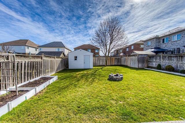 55 Southridge Dr, House detached with 5 bedrooms, 3 bathrooms and 4 parking in Kitchener ON | Image 37