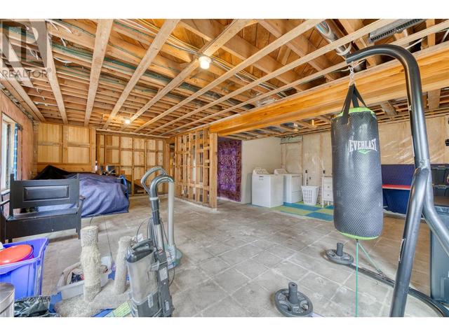 1850 Naramata Road, House detached with 3 bedrooms, 1 bathrooms and 4 parking in Penticton BC | Image 26