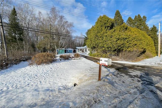 5250 Hwy 63, House detached with 3 bedrooms, 2 bathrooms and 6 parking in North Bay ON | Image 1