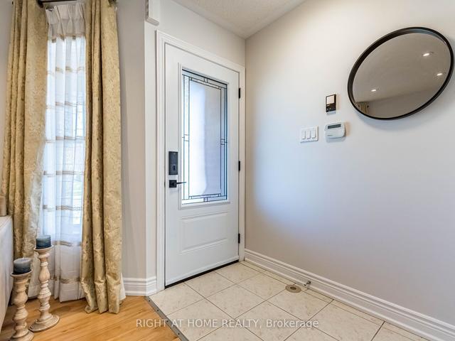 892 Hepburn Rd, House semidetached with 3 bedrooms, 4 bathrooms and 3 parking in Milton ON | Image 33
