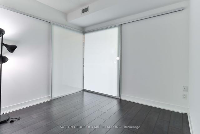 517 - 169 Fort York Blvd, Condo with 1 bedrooms, 1 bathrooms and 0 parking in Toronto ON | Image 3