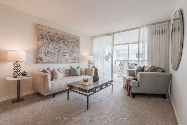 709 - 22 Clarissa Dr, Condo with 2 bedrooms, 2 bathrooms and 1 parking in Richmond Hill ON | Image 3