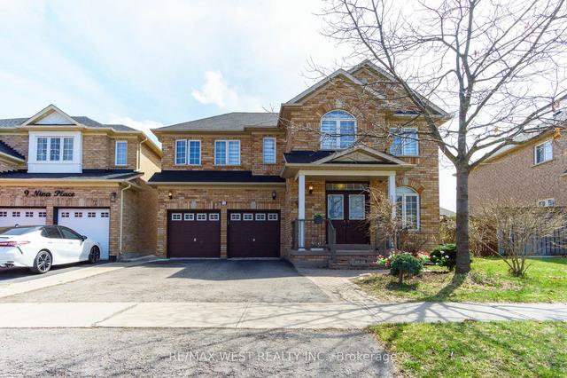 11 Nina Pl, House detached with 4 bedrooms, 4 bathrooms and 6 parking in Brampton ON | Image 1