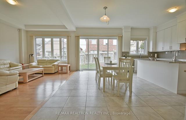 42 Farrell Rd, House detached with 5 bedrooms, 4 bathrooms and 4 parking in Vaughan ON | Image 21