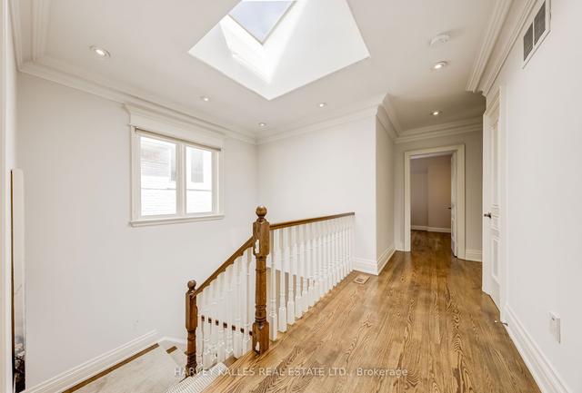 523 Douglas Ave, House detached with 4 bedrooms, 5 bathrooms and 6 parking in Toronto ON | Image 21