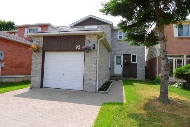 92 Tams Dr, House detached with 3 bedrooms, 3 bathrooms and 2 parking in Ajax ON | Image 1