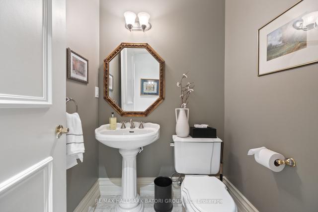 111 Latimer Ave, House detached with 4 bedrooms, 4 bathrooms and 3 parking in Toronto ON | Image 29