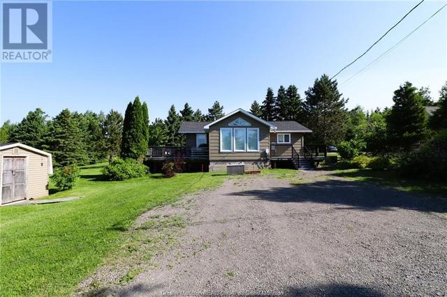 29 Grand Blvd, House detached with 2 bedrooms, 1 bathrooms and null parking in Dundas NB | Image 2