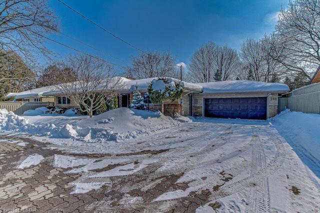 288 Sarnia Road, House detached with 4 bedrooms, 2 bathrooms and null parking in London ON | Image 1