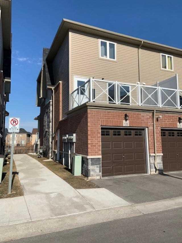 128 - 1380 Costigan Rd, Townhouse with 2 bedrooms, 3 bathrooms and 1 parking in Milton ON | Image 13