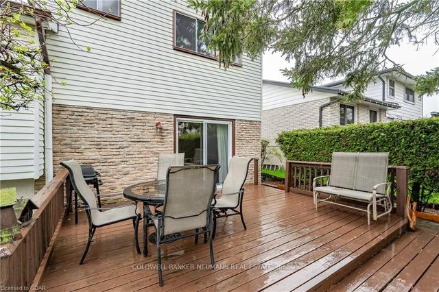 44 Queensdale Cres, House detached with 3 bedrooms, 2 bathrooms and 3 parking in Guelph ON | Image 31
