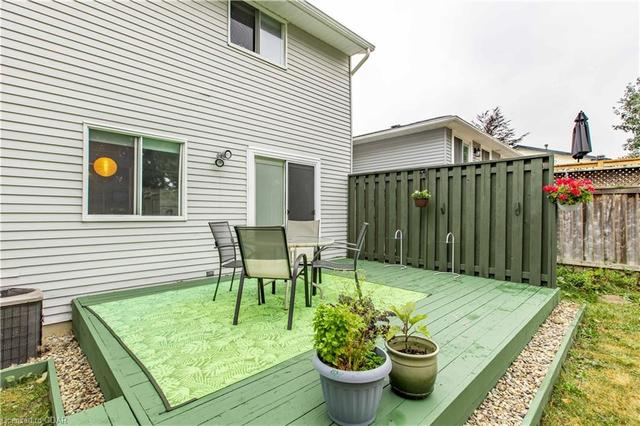53 Sanderson Dr, House detached with 3 bedrooms, 2 bathrooms and 2 parking in Guelph ON | Image 38