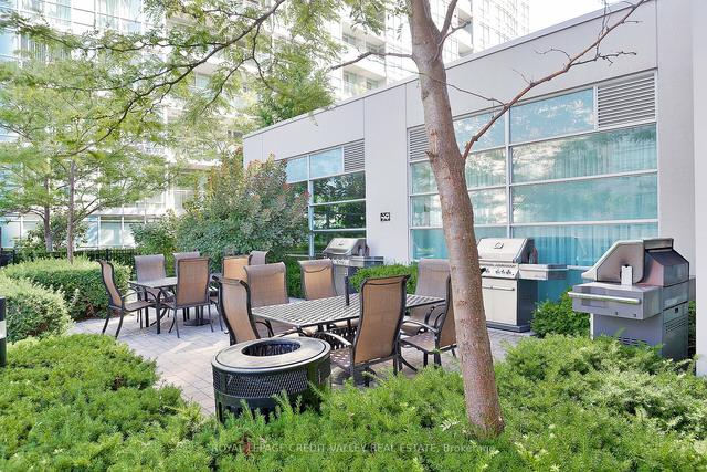 2426 - 165 Legion Rd N, Condo with 2 bedrooms, 2 bathrooms and 1 parking in Toronto ON | Image 35