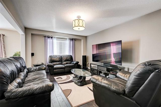 71 Northglen Blvd, House detached with 4 bedrooms, 3 bathrooms and 4 parking in Clarington ON | Image 14