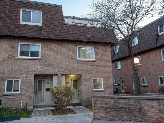 100 - 275 Manse Rd, Townhouse with 4 bedrooms, 3 bathrooms and 1 parking in Toronto ON | Image 1