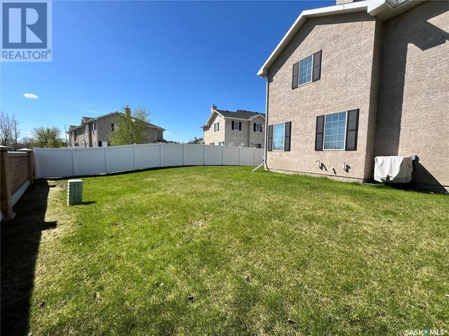 17 - 127 Banyan Cres, House attached with 3 bedrooms, 3 bathrooms and null parking in Saskatoon SK | Image 29