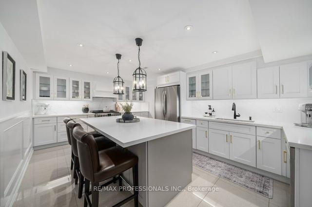 182 Gracefield Ave, House detached with 4 bedrooms, 4 bathrooms and 6 parking in Toronto ON | Image 24