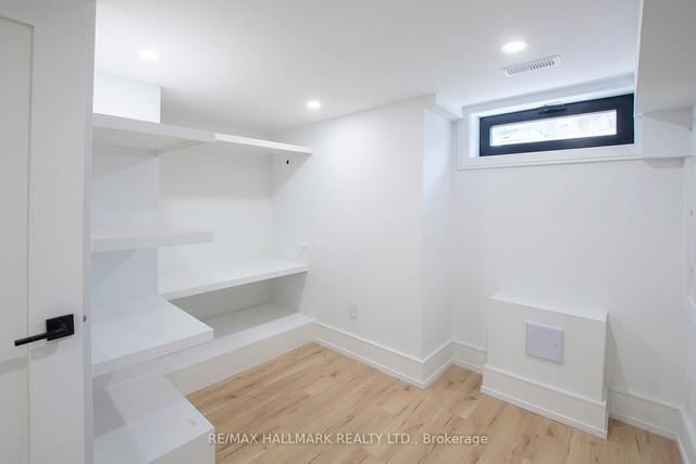 8 Rolyat St, House attached with 4 bedrooms, 5 bathrooms and 1 parking in Toronto ON | Image 30