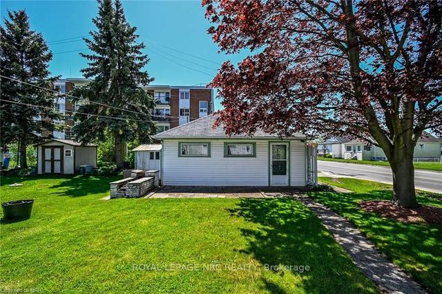 575 Steele St, House detached with 2 bedrooms, 1 bathrooms and 2 parking in Port Colborne ON | Image 19