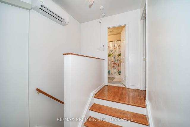 92 - 2901 Jane St, Townhouse with 3 bedrooms, 2 bathrooms and 1 parking in Toronto ON | Image 11