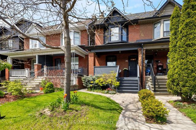 32 Benson Ave, House semidetached with 3 bedrooms, 3 bathrooms and 2 parking in Toronto ON | Image 1