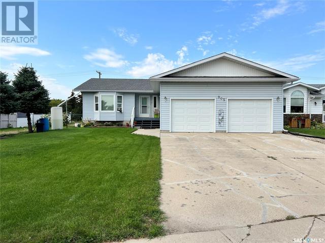905 21st St, House detached with 4 bedrooms, 2 bathrooms and null parking in Humboldt SK | Image 44