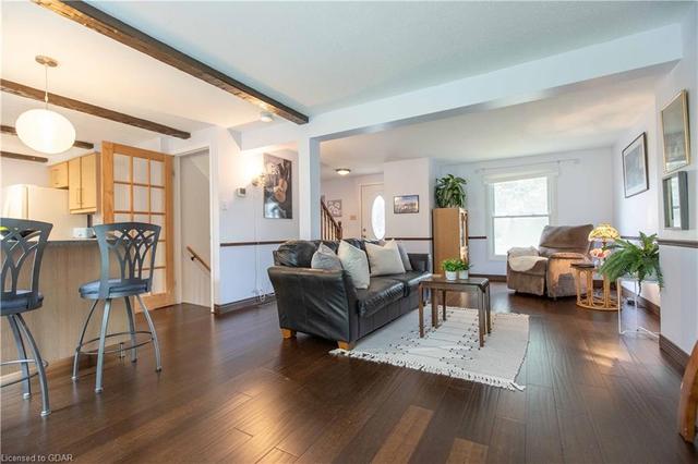 53 Sanderson Drive, House detached with 3 bedrooms, 2 bathrooms and 2 parking in Guelph ON | Image 1