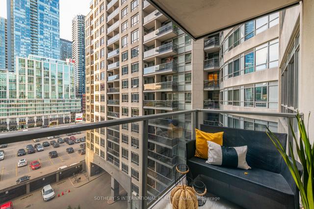 820 - 20 Blue Jays Way N, Condo with 1 bedrooms, 1 bathrooms and 1 parking in Toronto ON | Image 8