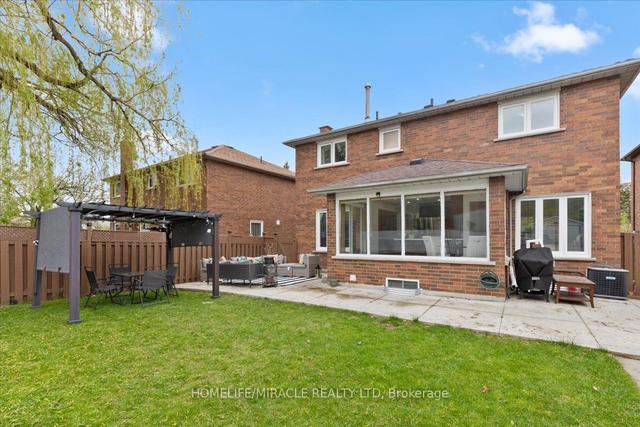 4 Nasmith St, House detached with 4 bedrooms, 4 bathrooms and 5 parking in Brampton ON | Image 26