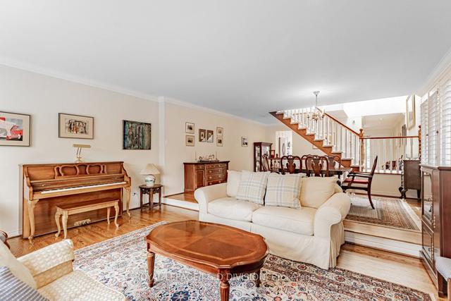 637 Soudan Ave, House detached with 3 bedrooms, 4 bathrooms and 3 parking in Toronto ON | Image 40