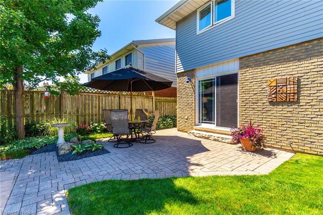 3 Fairington Cres, House detached with 4 bedrooms, 2 bathrooms and 6 parking in St. Catharines ON | Image 13