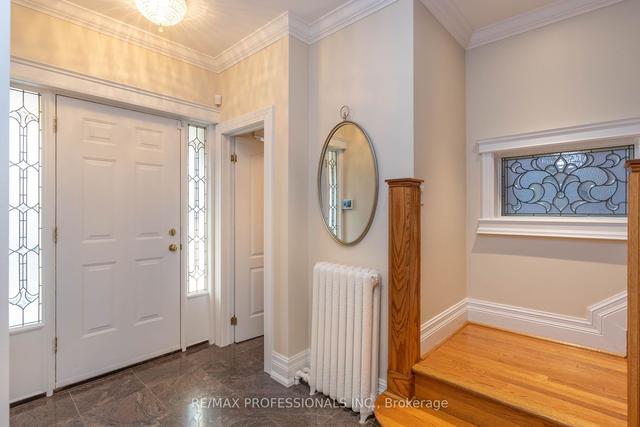35 Chicora Ave, House detached with 4 bedrooms, 4 bathrooms and 0 parking in Toronto ON | Image 36