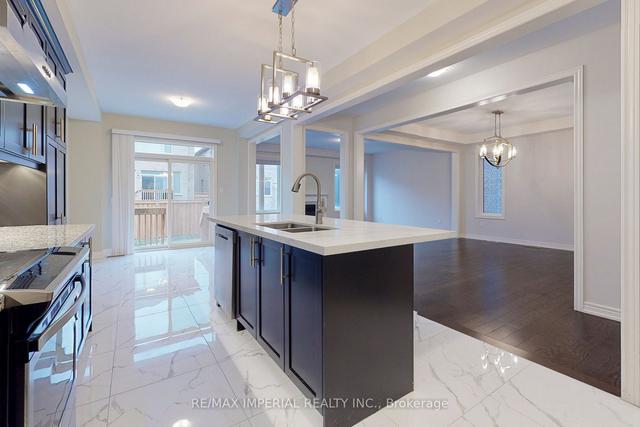 532 Barons St, House detached with 4 bedrooms, 4 bathrooms and 4 parking in Vaughan ON | Image 2