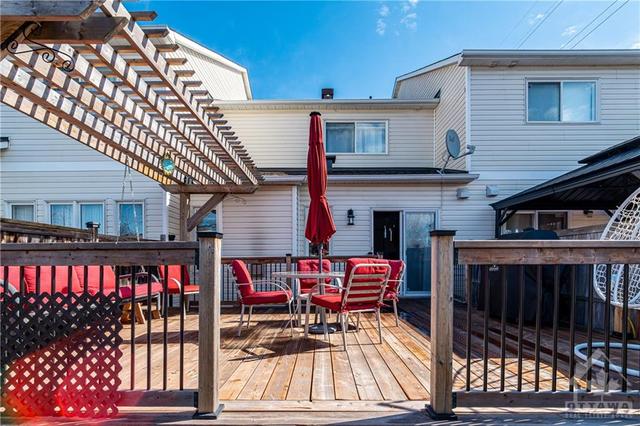 1778 Jersey Street, Townhouse with 3 bedrooms, 2 bathrooms and 3 parking in Ottawa ON | Image 25